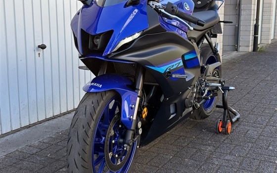 Gebrauchtmotorrad Yamaha R7 - Bild 6