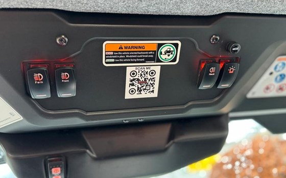 Neufahrzeug Can-Am Traxter X MR HD10 - Bild 5