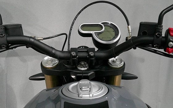 Gebrauchtmotorrad Ducati Scrambler 1100 Special - Bild 6