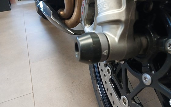 Gebrauchtmotorrad Triumph Speed Triple 1200 RS - Bild 14