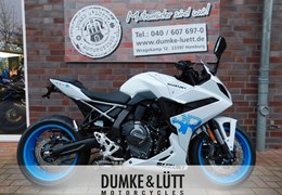 Neumotorrad Suzuki GSX-8R