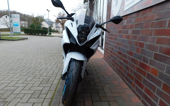 Neufahrzeug Suzuki GSX-8R - Bild 3