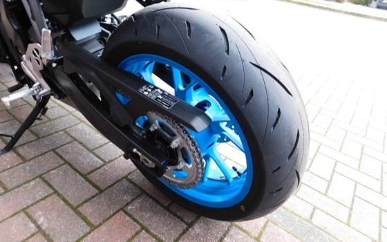 Neufahrzeug Suzuki GSX-8R - Bild 8