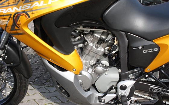 Gebrauchtmotorrad Honda XL 700V Transalp - Bild 17