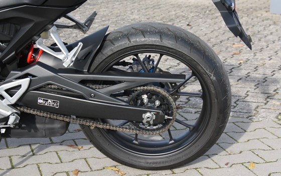 Gebrauchtmotorrad Honda CB125R - Bild 15