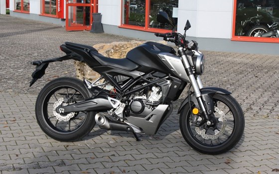 Gebrauchtmotorrad Honda CB125R - Bild 5