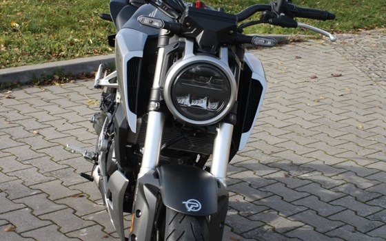 Gebrauchtmotorrad Honda CB125R - Bild 6