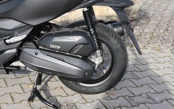 Gebrauchtmotorrad Honda Forza 125 - Bild 18