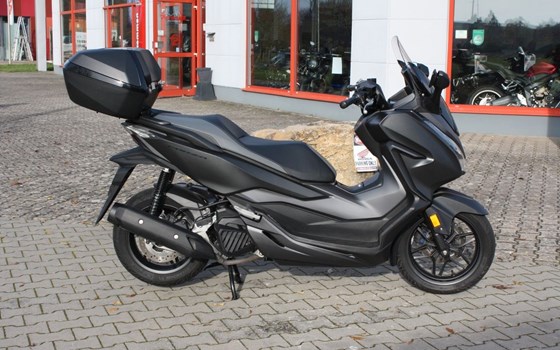 Gebrauchtmotorrad Honda Forza 125 - Bild 5