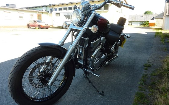 Gebrauchtmotorrad Suzuki Intruder VS 1400 - Bild 1