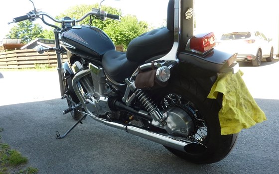 Gebrauchtmotorrad Suzuki Intruder VS 1400 - Bild 11