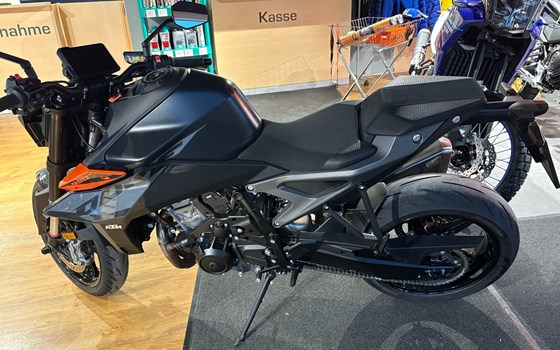 Gebrauchtmotorrad KTM 990 Duke - Bild 4