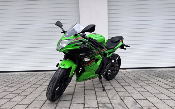 Gebrauchtmotorrad Kawasaki Ninja 125 - Bild 6