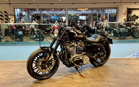 Gebrauchtmotorrad Harley-Davidson Sportster XL 1200CX Roadster - Bild 4