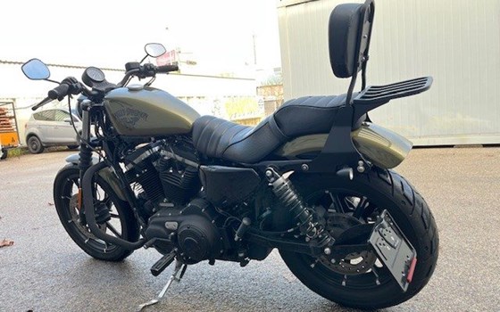 Gebrauchtmotorrad Harley-Davidson Sportster XL 883 N Iron - Bild 10