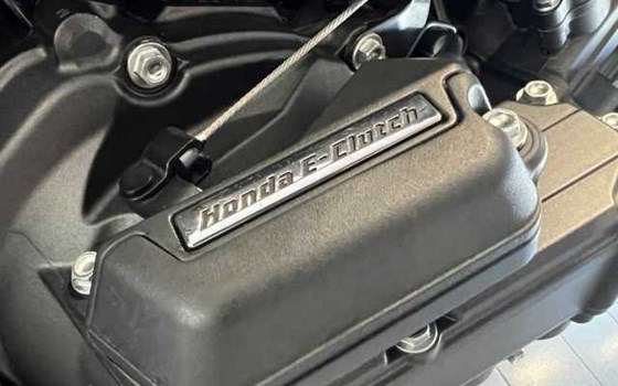 Gebrauchtmotorrad Honda CBR650R E-Clutch - Bild 5