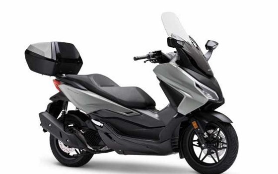 Gebrauchtmotorrad Honda Forza 125 - Bild 3