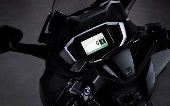 Gebrauchtmotorrad Honda Forza 125 - Bild 3