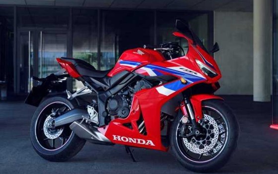 Gebrauchtmotorrad Honda CBR650R E-Clutch - Bild 2