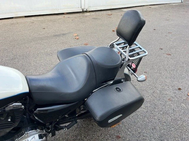 Harley-Davidson Sportster XL 1200T SuperLow (Birch White/Midnight Pearl) - Bild 10