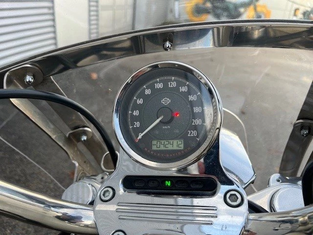 Harley-Davidson Sportster XL 1200T SuperLow (Birch White/Midnight Pearl) - Bild 12