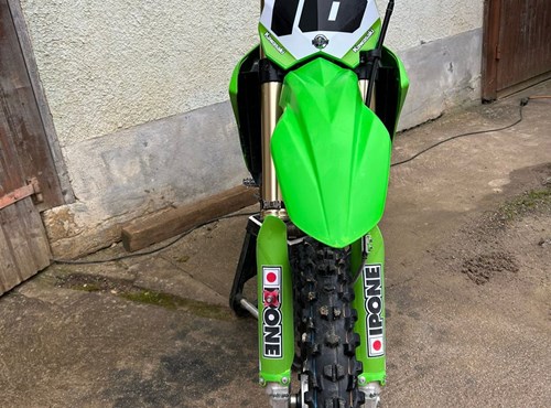 GEBRAUCHTFAHRZEUG Kawasaki KX450F