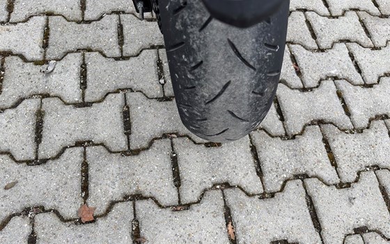 Gebrauchtmotorrad Honda CBR 300 R - Bild 5