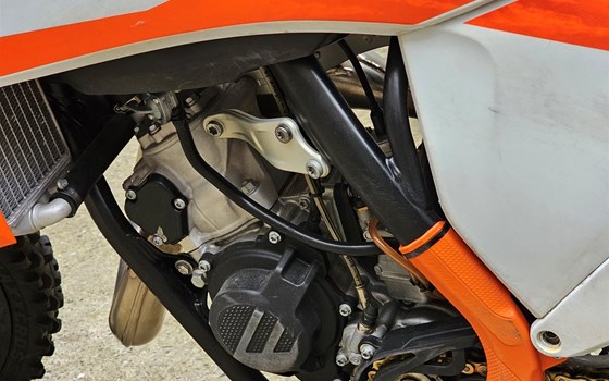 Gebrauchtmotorrad KTM 150 SX - Bild 3