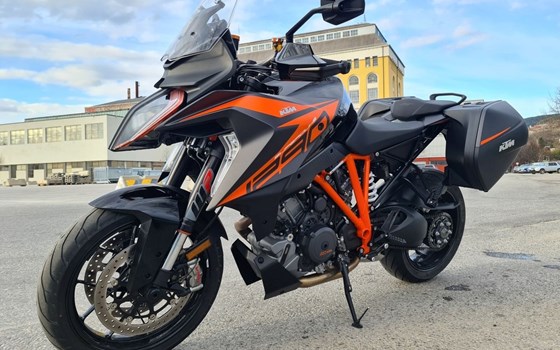 Gebrauchtmotorrad KTM 1290 Super Duke GT - Bild 3