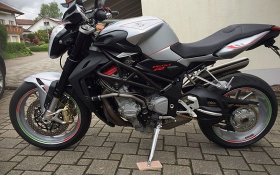 Gebrauchtmotorrad MV Agusta Brutale 1090 R - Bild 3