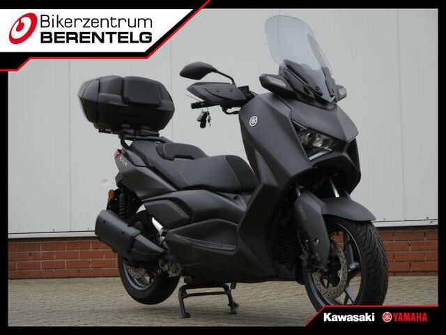 Yamaha XMAX 300