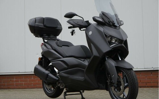 Gebrauchtmotorrad Yamaha XMAX 300 - Bild 2