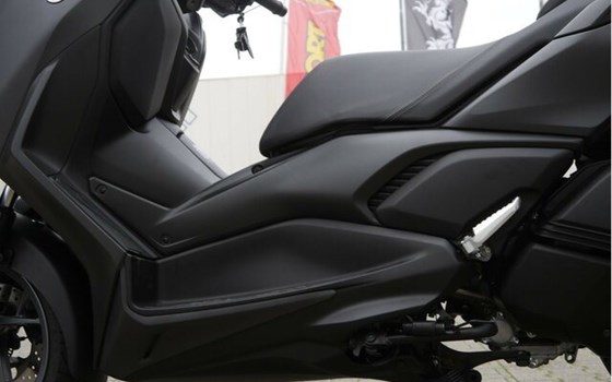 Gebrauchtmotorrad Yamaha XMAX 300 - Bild 8