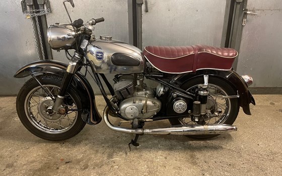 Gebrauchtmotorrad Adler MB 250 - Bild 1