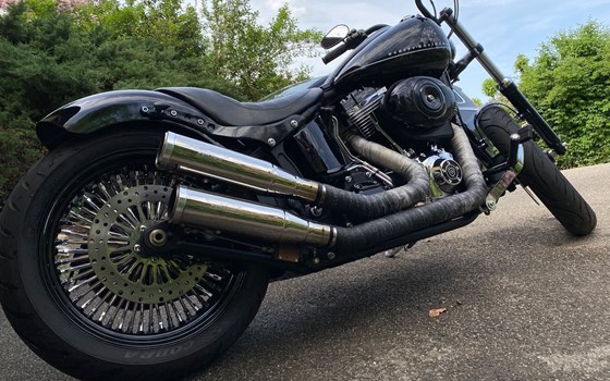 Motorrad Occasion Harley-Davidson Softail Blackline FXS - Bild 4