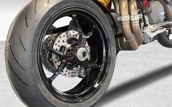 Neufahrzeug Ducati Hypermotard 950 - Bild 11