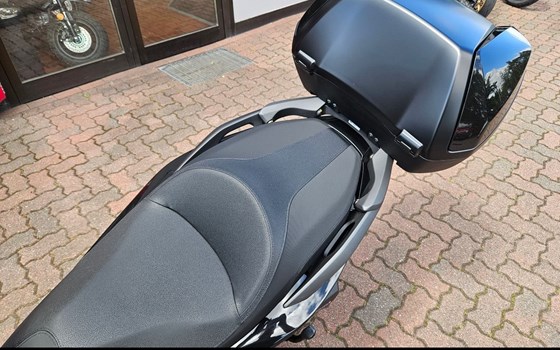 Gebrauchtmotorrad Honda Forza 350 - Bild 4