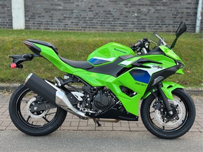 Ninja 500 SE