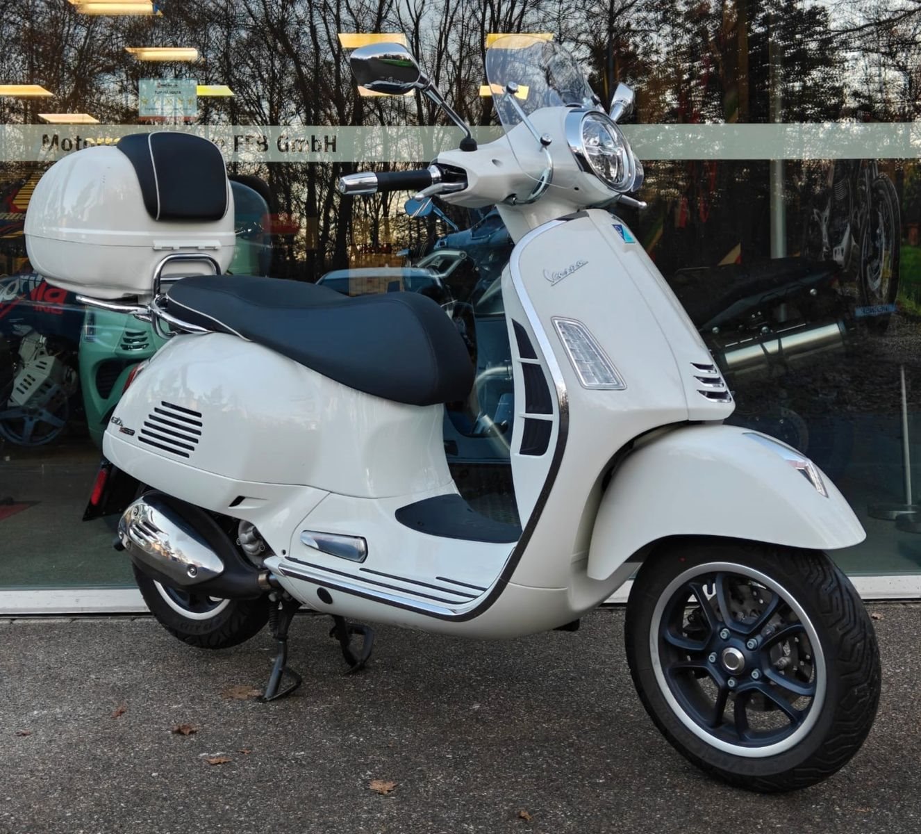 Vespa GTS 300 Super