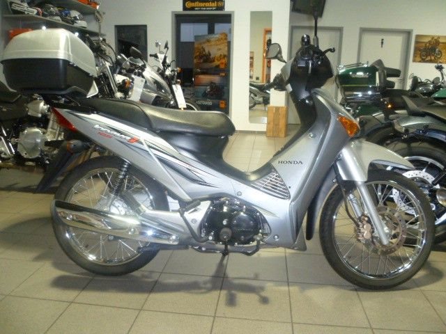 Honda ANF 125 Innova
