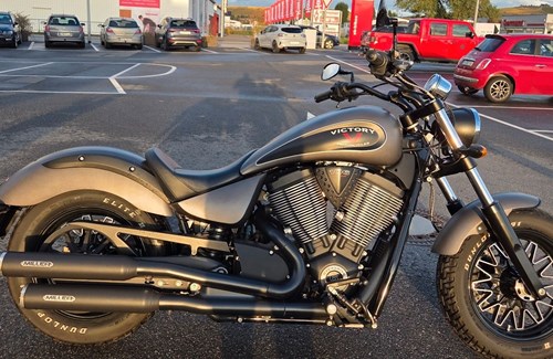 Gebrauchtmotorrad Victory Gunner