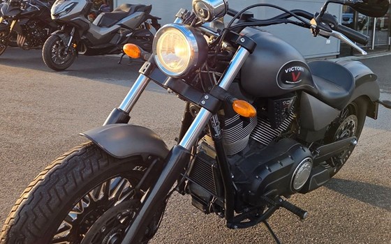 Gebrauchtmotorrad Victory Gunner - Bild 2