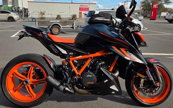 Gebrauchtmotorrad KTM 1290 Super Duke R - Bild 1