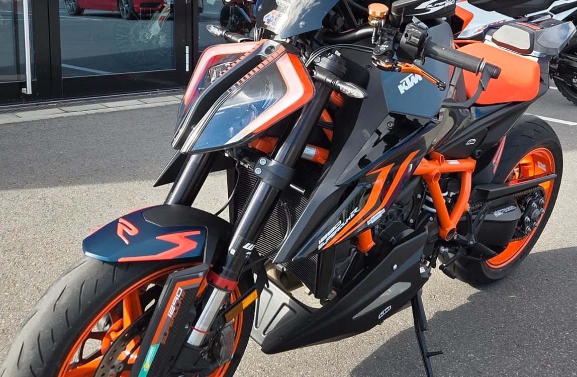 Angebot KTM 1290 Super Duke R