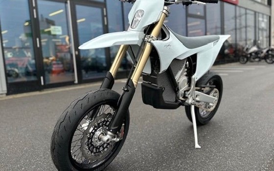 Neufahrzeug Stark Future Varg SM - Bild 1