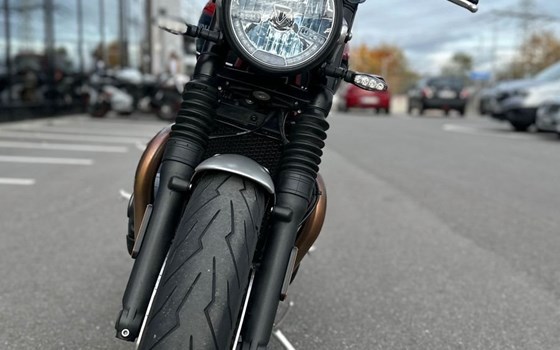 Gebrauchtmotorrad Triumph Speed Twin 1200 - Bild 2