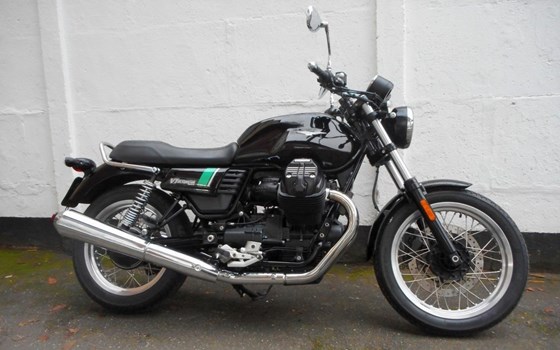 Gebrauchtmotorrad Moto Guzzi V7 III Special - Bild 2