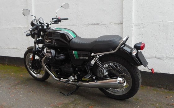 Gebrauchtmotorrad Moto Guzzi V7 III Special - Bild 4