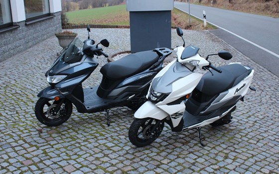 Neufahrzeug Suzuki Avenis 125 - Bild 2