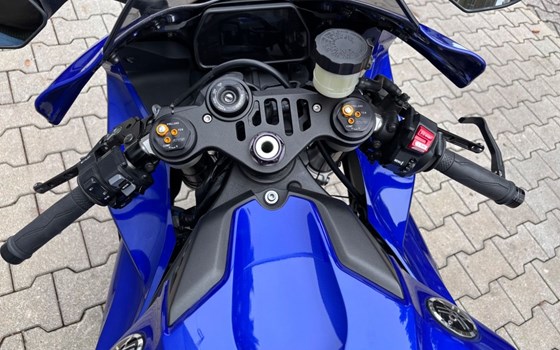 Gebrauchtmotorrad Yamaha R1 - Bild 11